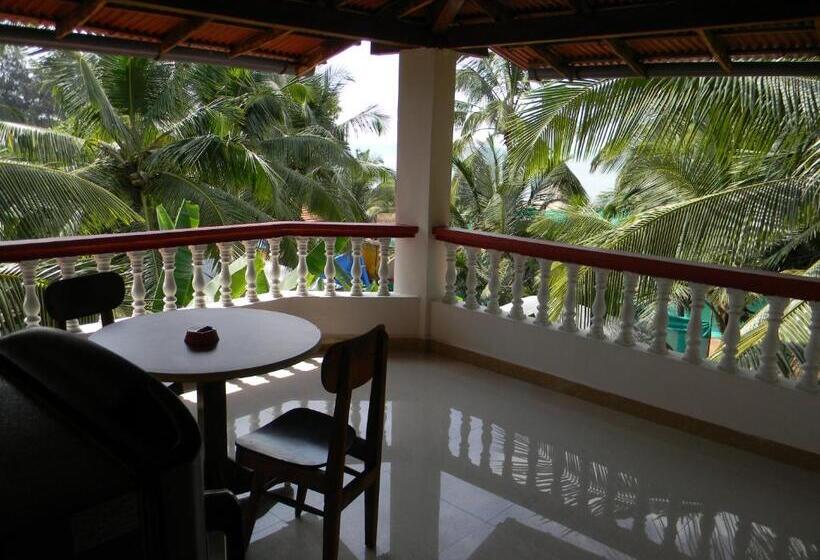 Hotel Maria Paulo Guest House Bar And Restaurant