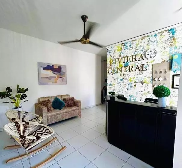 Hotelli Riviera Central