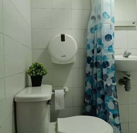 Hotelli Riviera Central