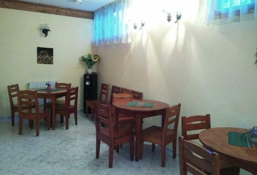 هتل Stefan Family