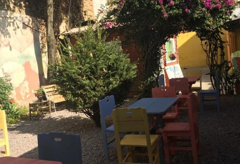 هتل Y Cafe Casa Del Valle