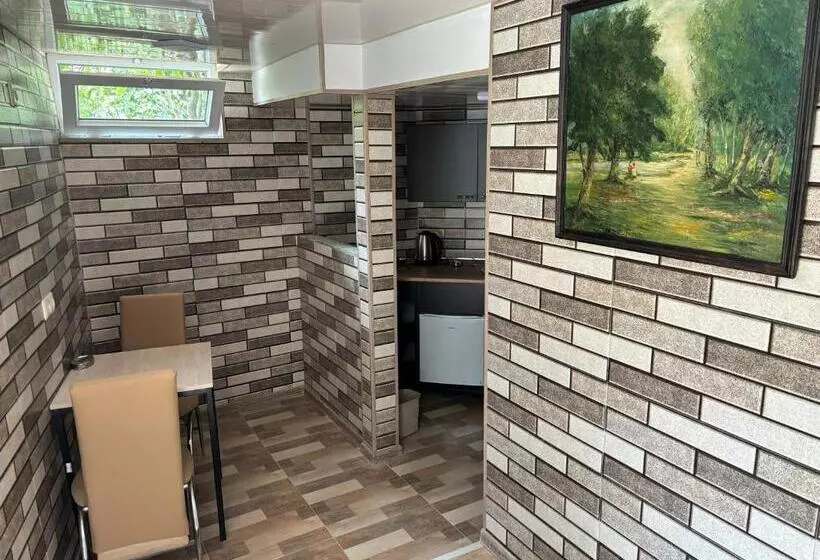 پانسیون Downtown Guest House