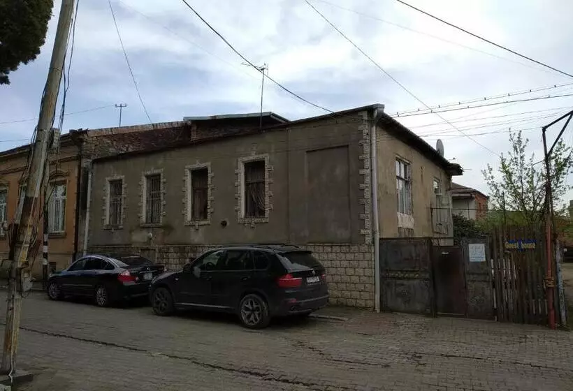 پانسیون Downtown Guest House