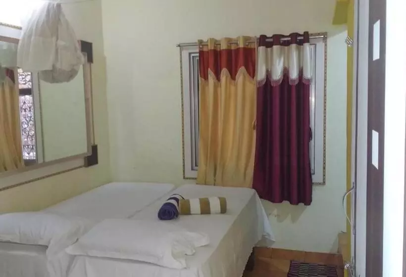Majatalo Gopi Guest House