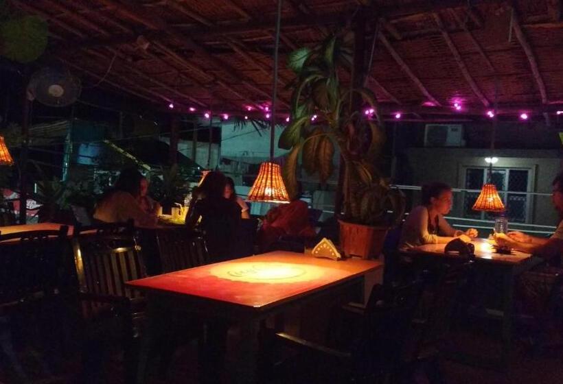 פנסיון Gopi Guest House