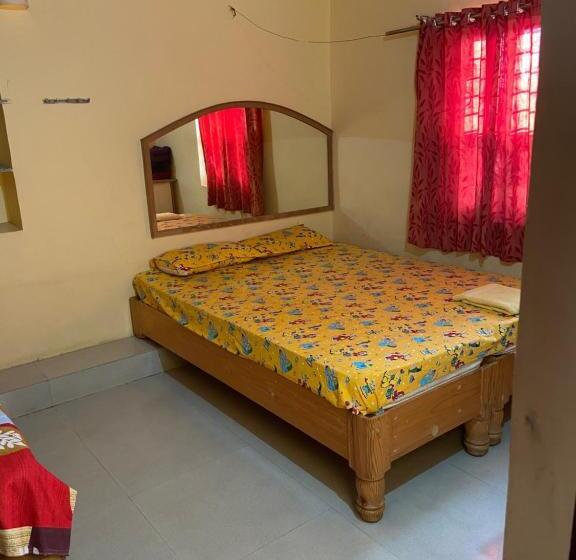 פנסיון Gopi Guest House