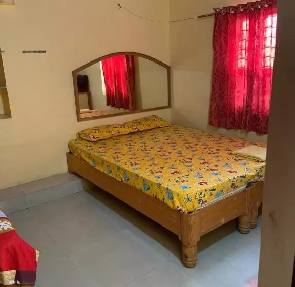 Majatalo Gopi Guest House