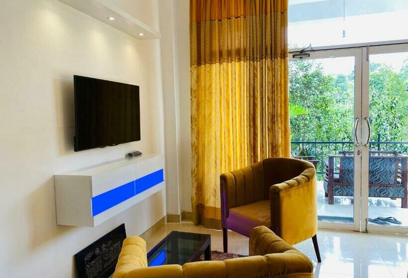 ペンション Holiday Homes Guest Inn Ella