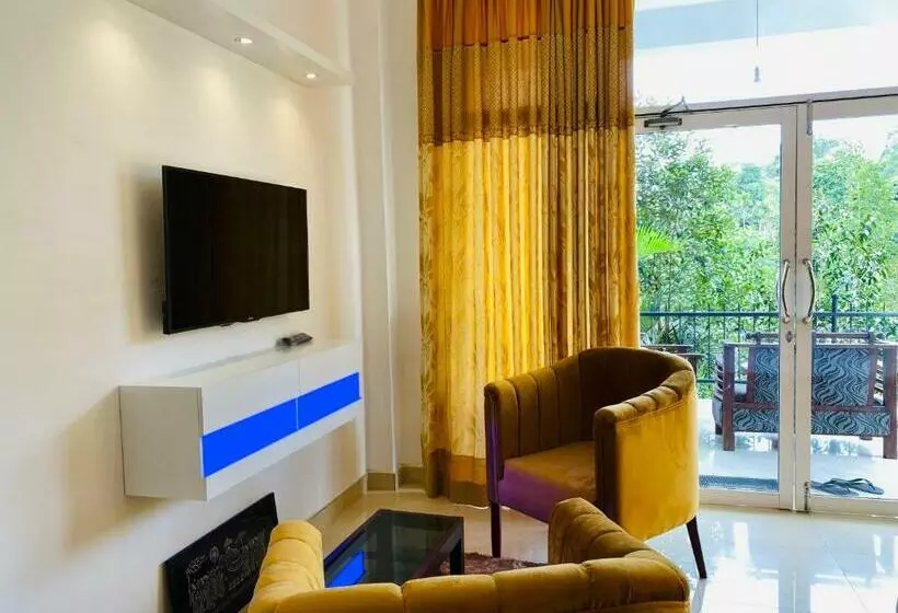 پانسیون Holiday Homes Guest Inn Ella