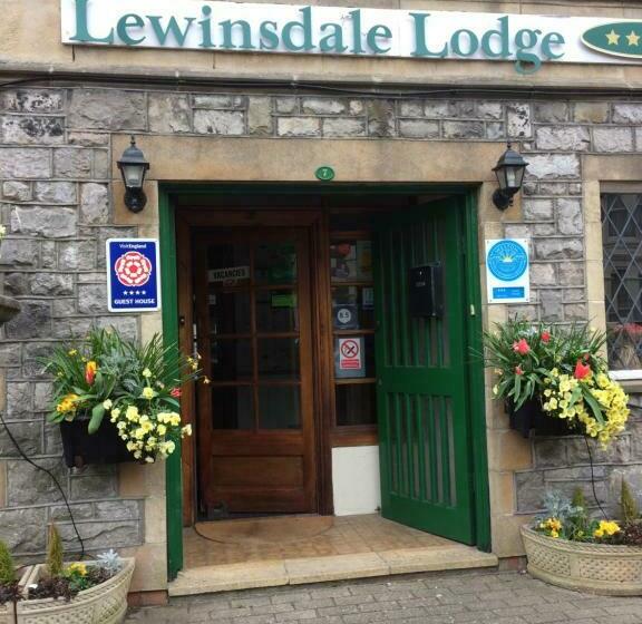 펜션 Lewinsdale Lodge