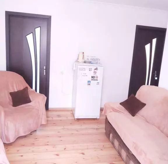 پانسیون Maiko Guest House