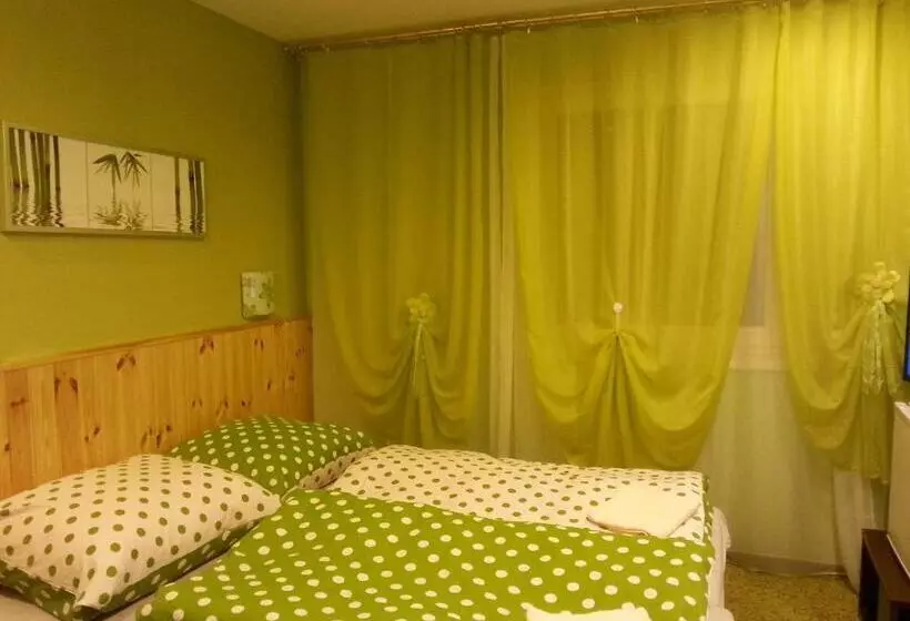 Majatalo Penzion Pod Boubínem