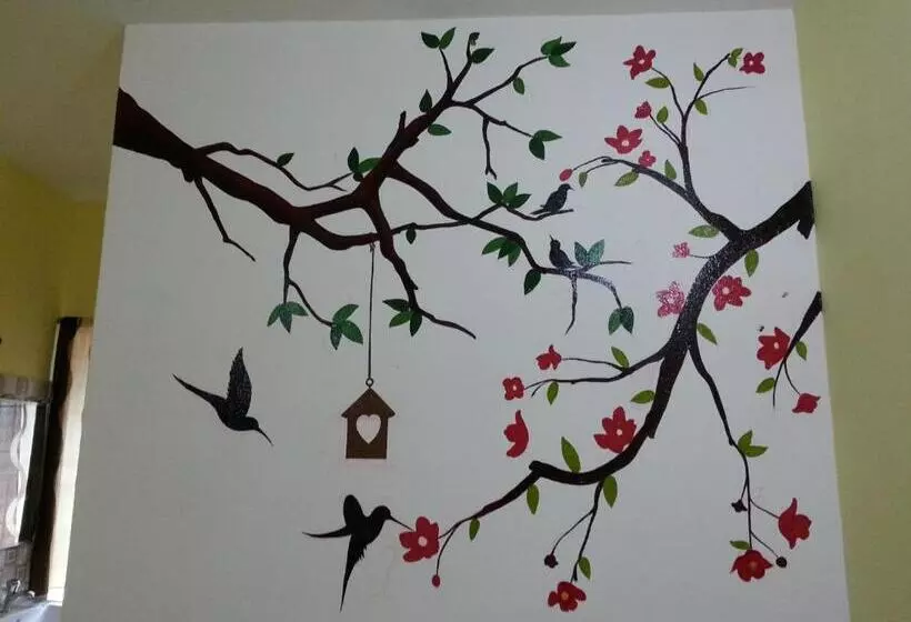 Majatalo Silver Moon Guest House