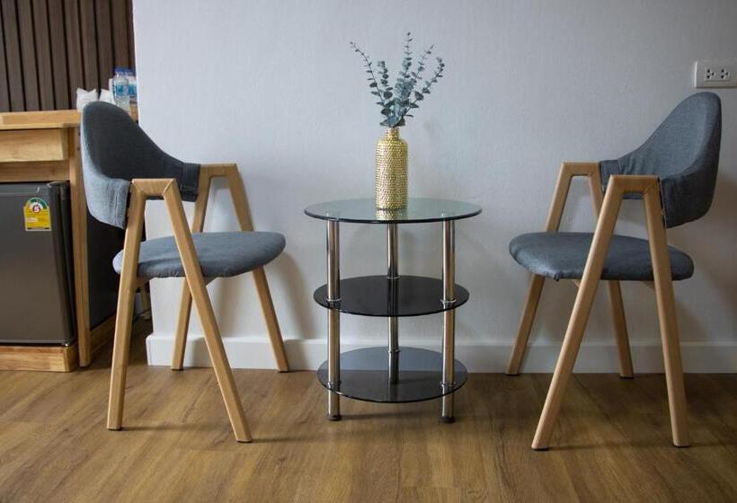 פנסיון Thai Life Guesthouse Khaolak