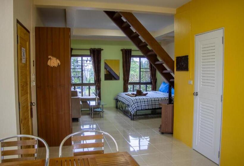 פנסיון Thai Life Guesthouse Khaolak