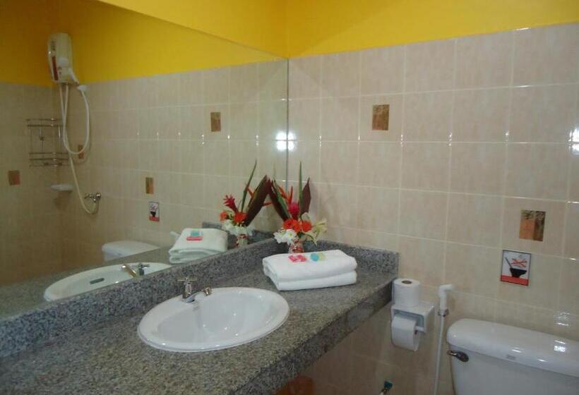 פנסיון Thai Life Guesthouse Khaolak