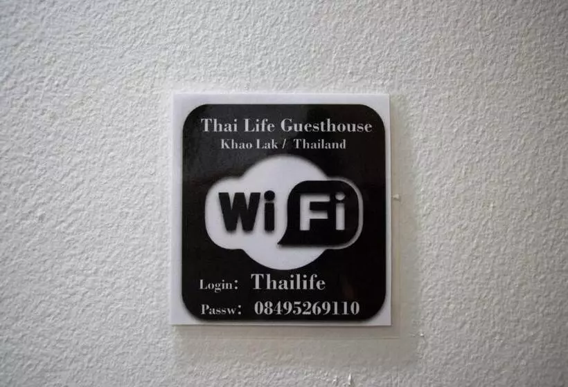پانسیون Thai Life Guesthouse Khaolak