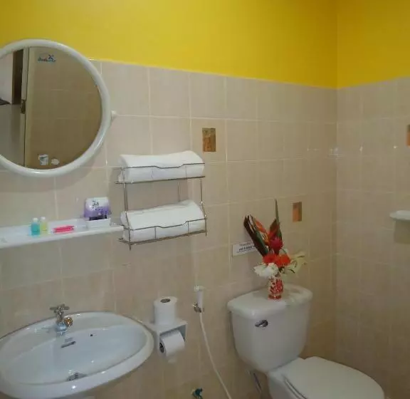 پانسیون Thai Life Guesthouse Khaolak