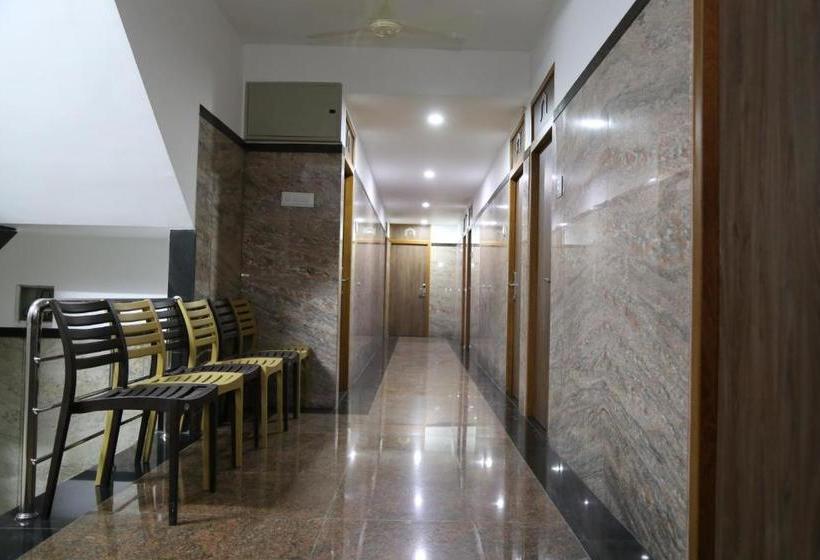 酒店 Ram Inn A Business Stay