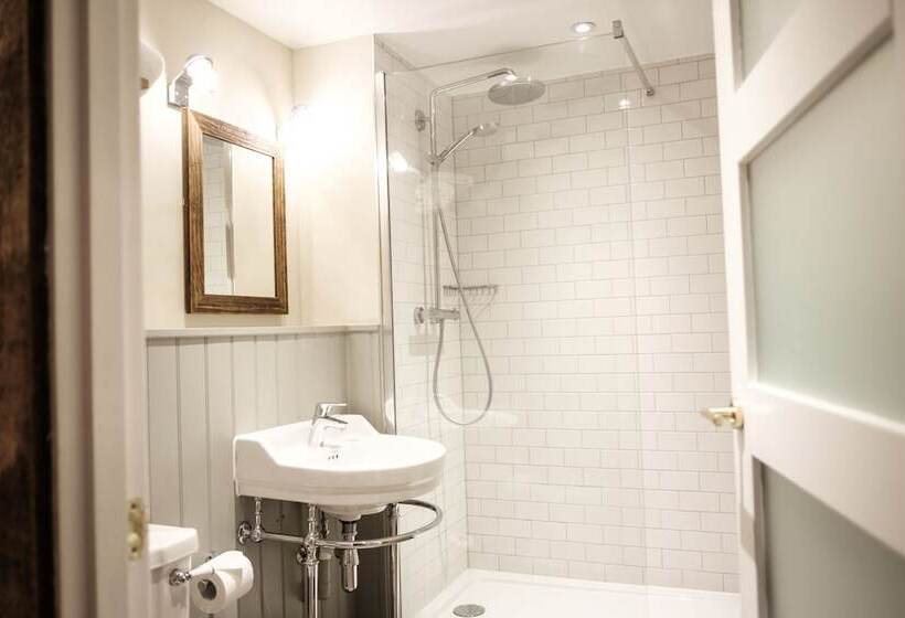 酒店 The White Hart