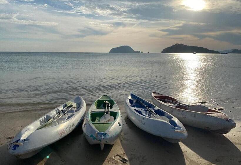 渡假胜地 Baan Koh Mak
