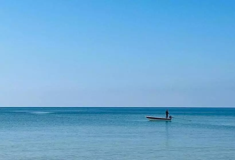 استراحتگاه Baan Koh Mak