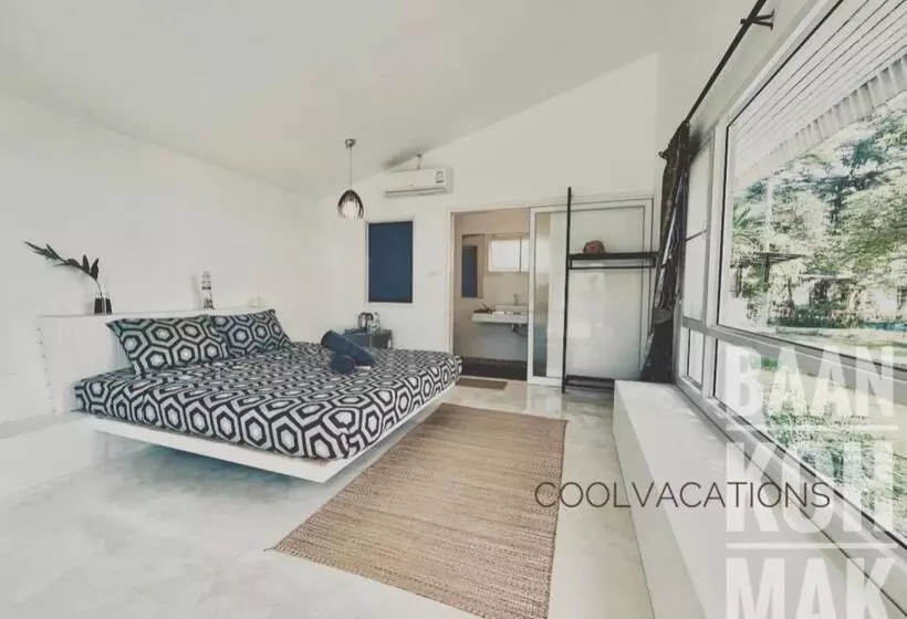 استراحتگاه Baan Koh Mak