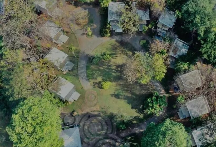 استراحتگاه Baan Koh Mak