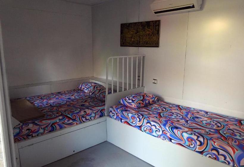 هاستل Spicy23   M  Pai Bay