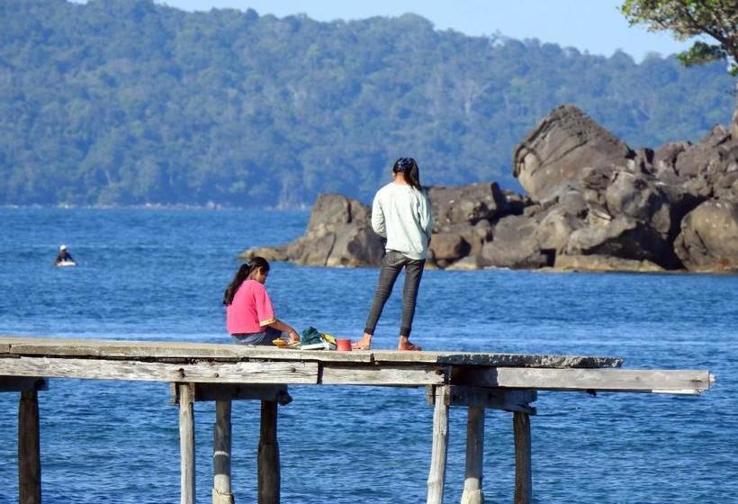 هاستل Spicy23   M  Pai Bay