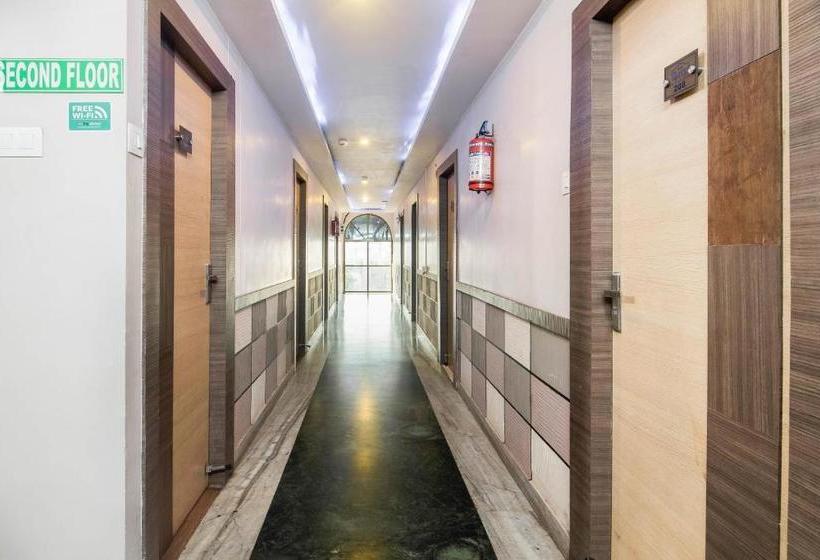 호텔 Spot On 76759 Tanvi Inn