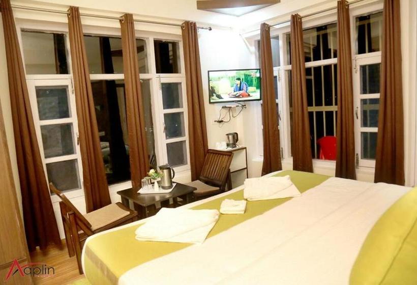 בית מלון כפרי Goroomgo Home Town Near Golden Beach Puri