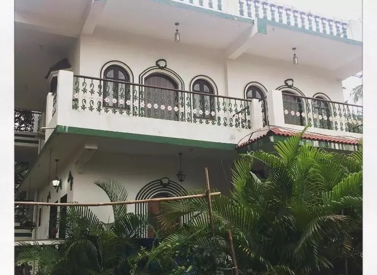 Majatalo Maria Guest House