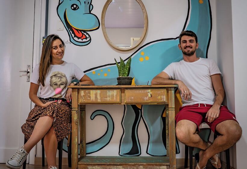 Araucária Hostel E Pousada