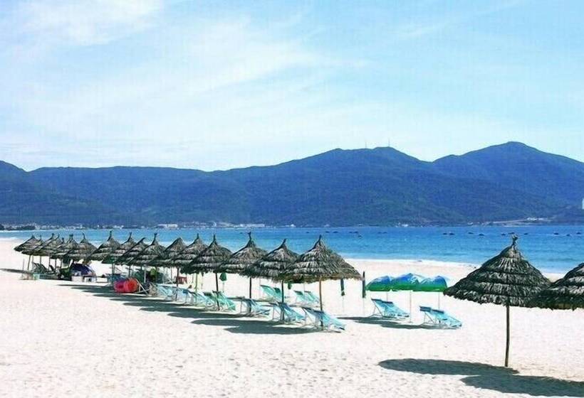 تختخواب و صبحانه Hoian Royal Villa