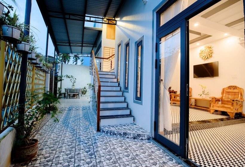 تختخواب و صبحانه Hoian Royal Villa