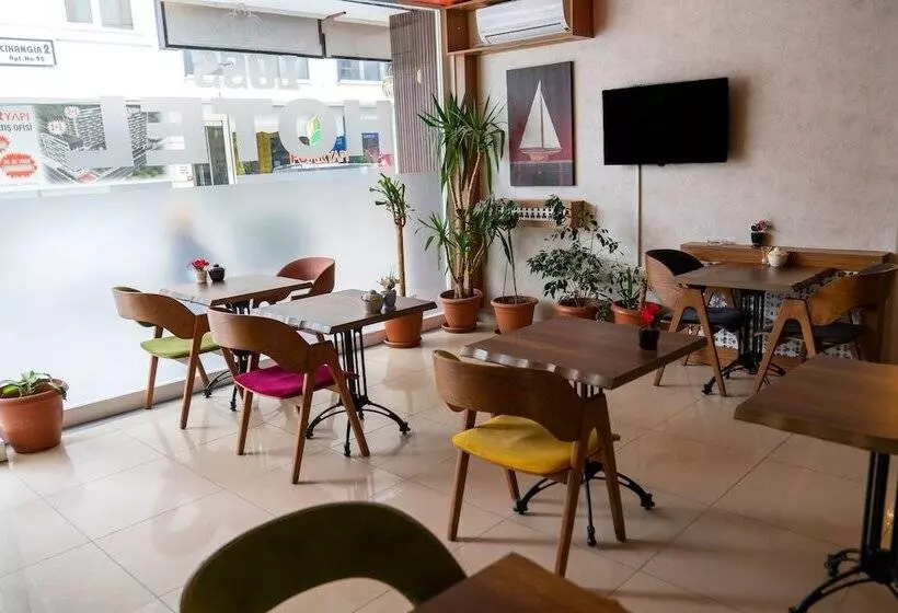 Aamiaismajoitus (B&B) Loss