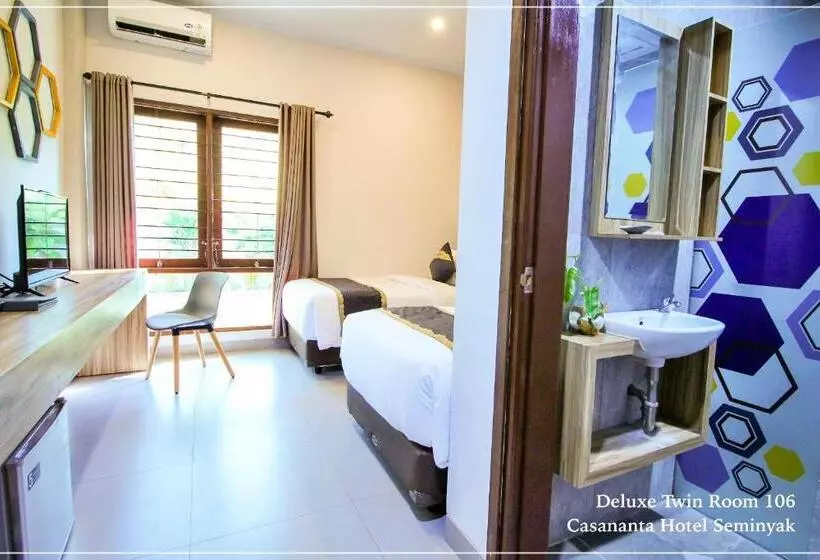ホテル Casananta Seminyak