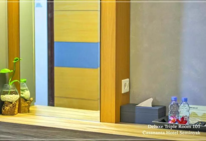 ホテル Casananta Seminyak