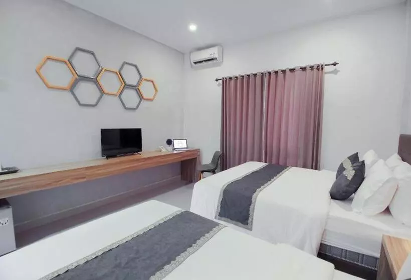 ホテル Casananta Seminyak