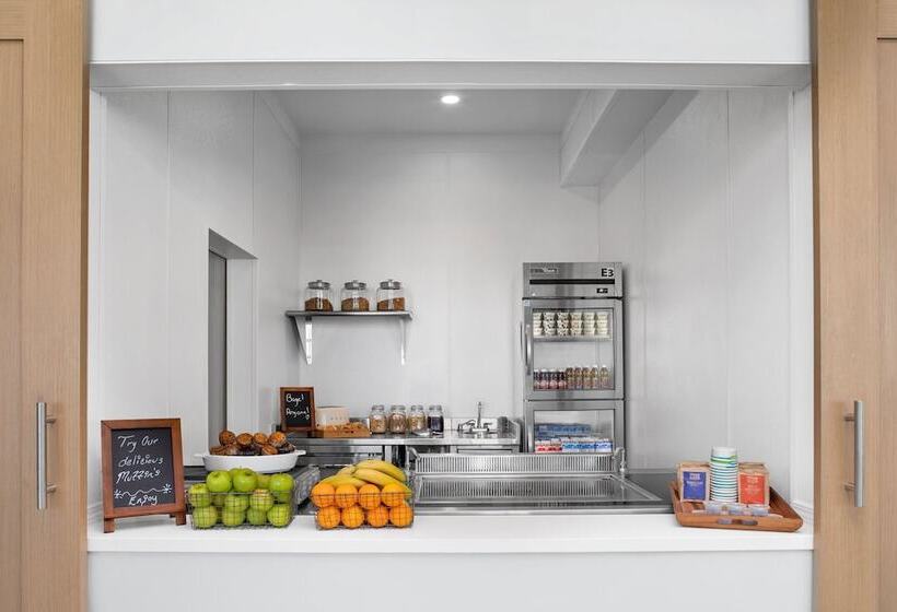 فندق Element Tampa Midtown