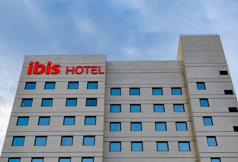 هتل Ibis Ponta Grossa