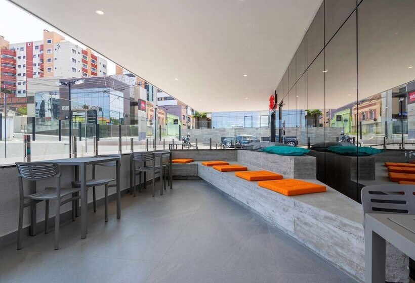 هتل Ibis Ponta Grossa