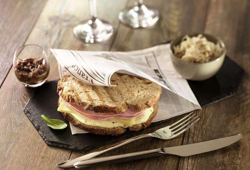 هتل Ibis Ponta Grossa