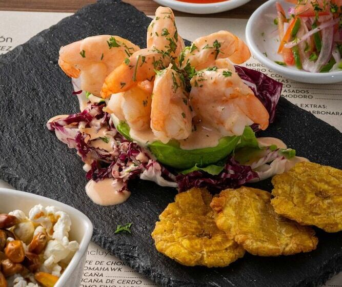 Hotel Puerto Pacifico Guayaquil Airport