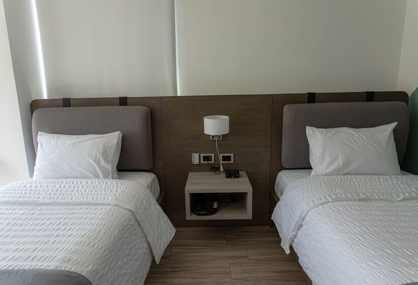 Hotel Puerto Pacifico Guayaquil Airport