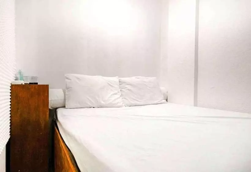 ホテル Royal Mas Hayam Wuruk