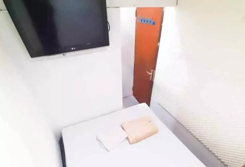 ホテル Royal Mas Hayam Wuruk