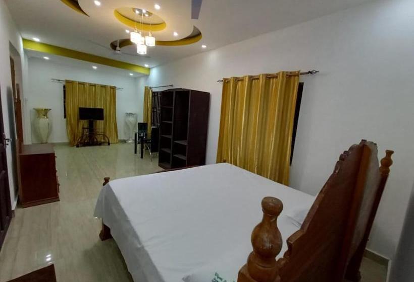 هتل Wiyoni Royals Lamu