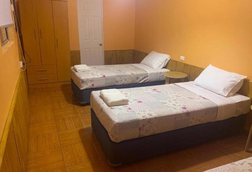 پانسیون Hostal Iria